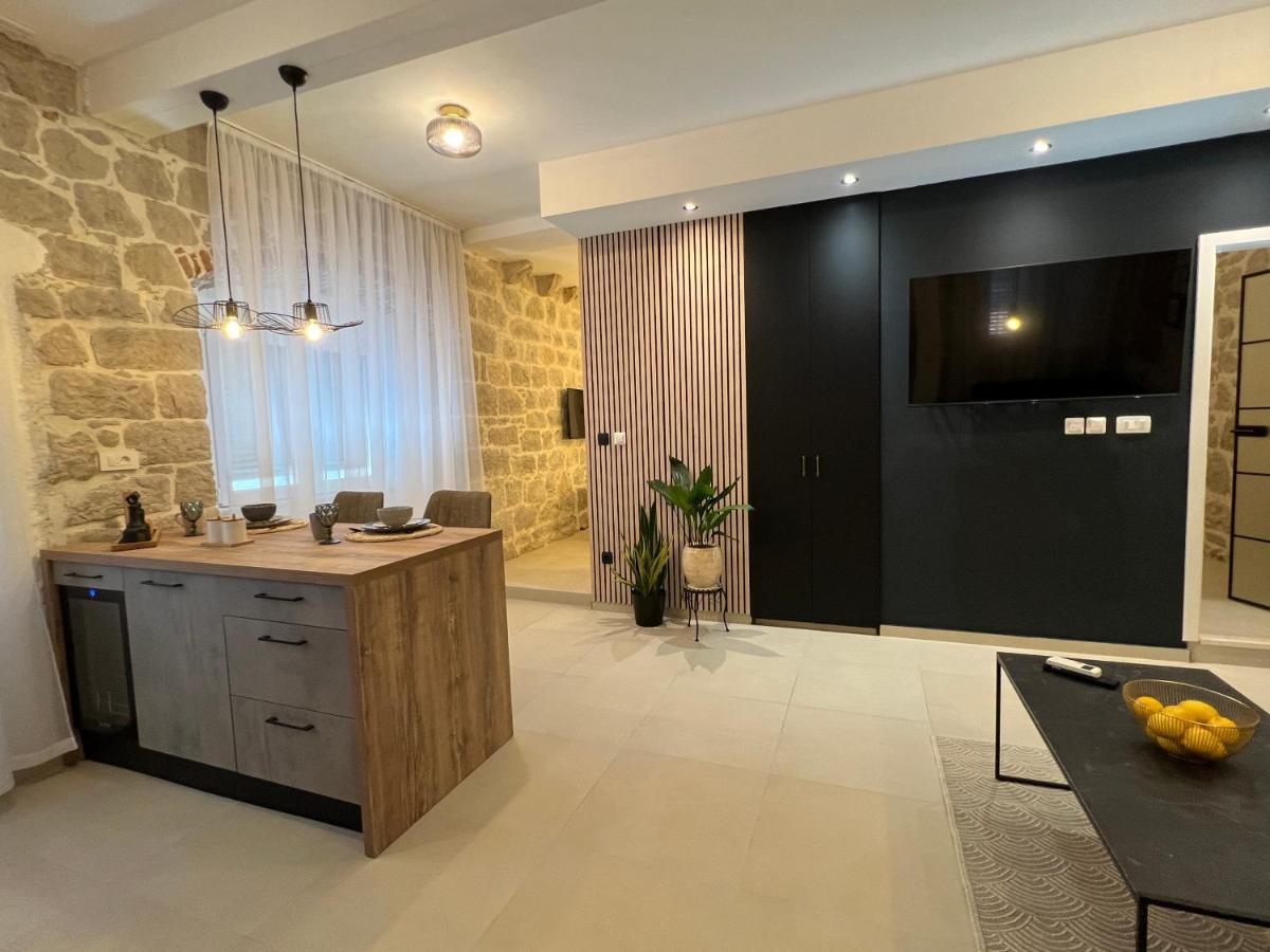 Apartment Place สปลิท ภายนอก รูปภาพ